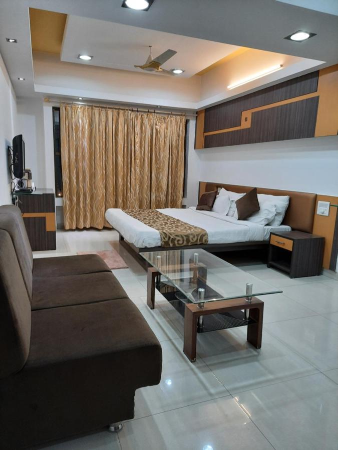 Hotel Grand Suites Indore Exterior foto
